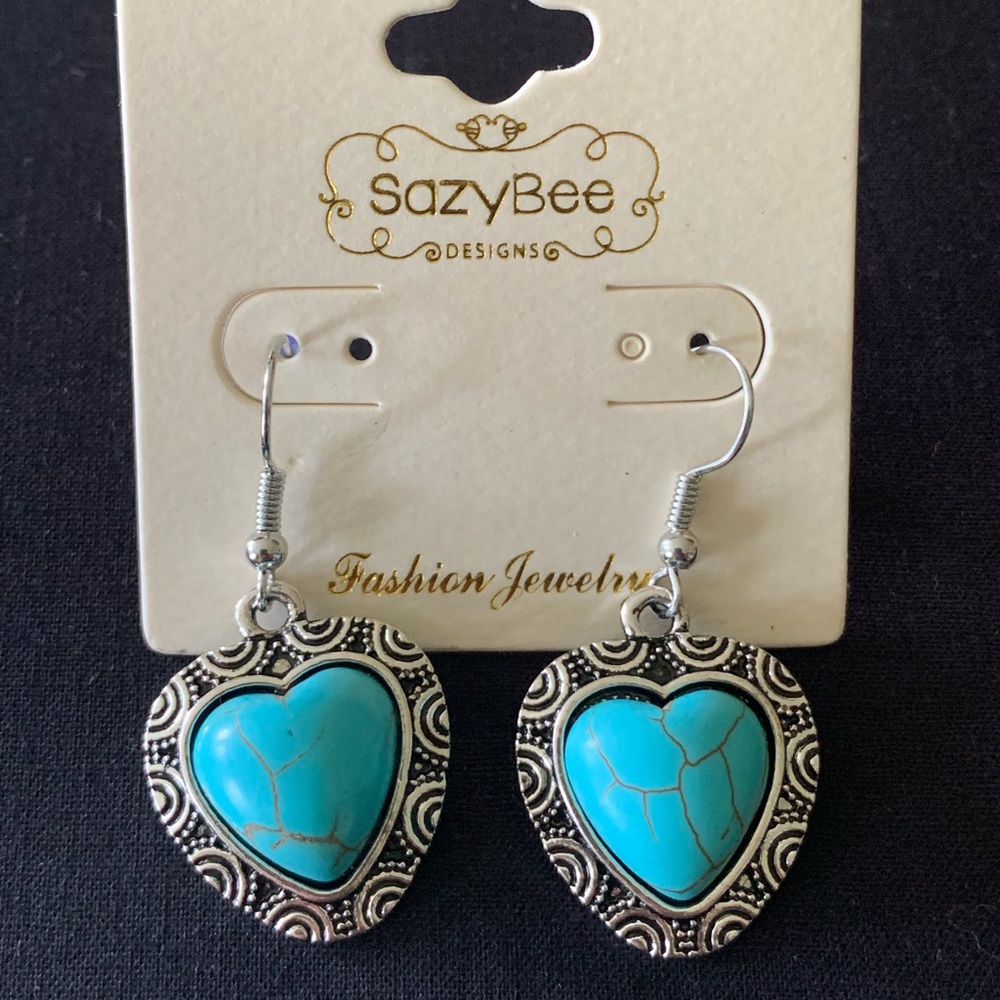 Sazy Bee Earrings
